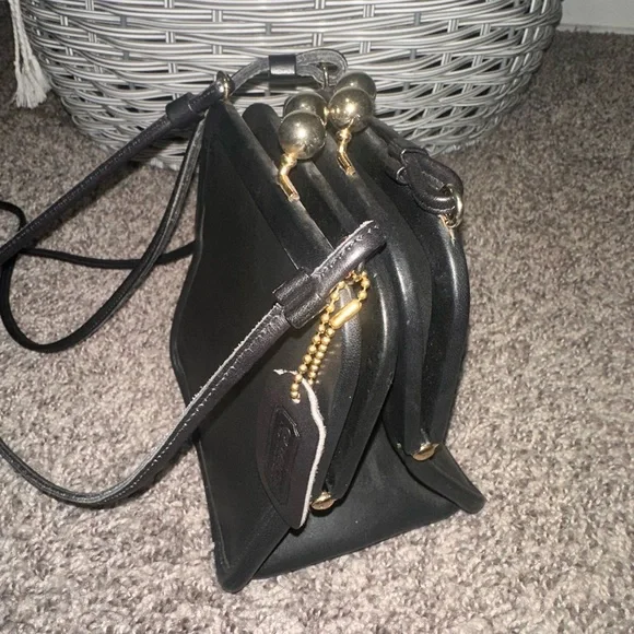 Vintage COACH Bonnie Cashin Double Header Kisslock Swinger - Picture 2 of 6